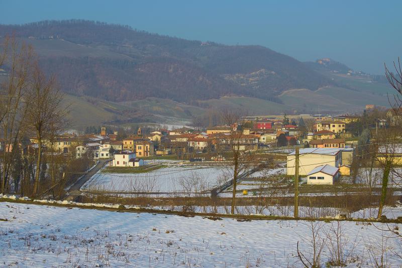 Vista di Borgo Priolo, Pavia (27040)
