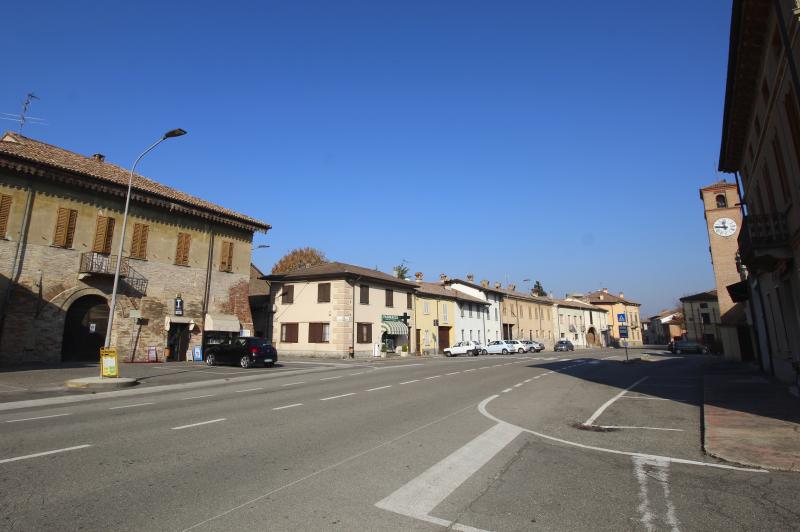 Vista di Silvano Pietra, Pavia (27050)
