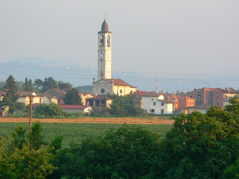 Vista di Verrua Po, Pavia (27040)