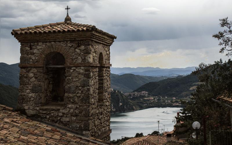 Vista di Ascrea, Rieti (02020)