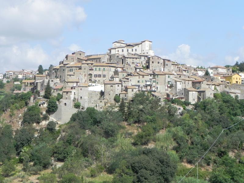 Vista di Castelnuovo di Porto, Roma (00060)