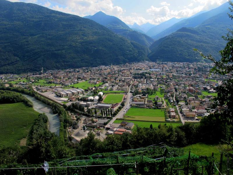 Vista di Morbegno, Sondrio (23017)
