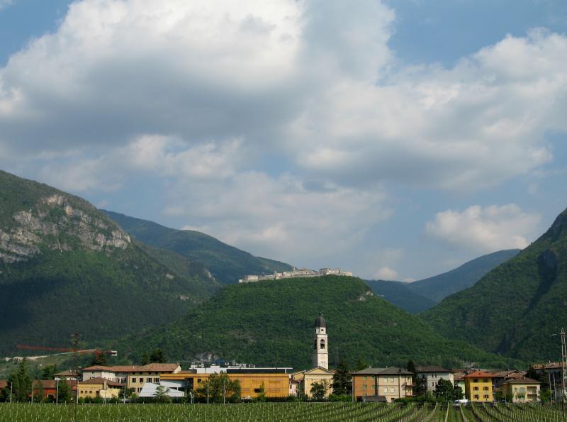 Vista di Calliano, Trento (38060)