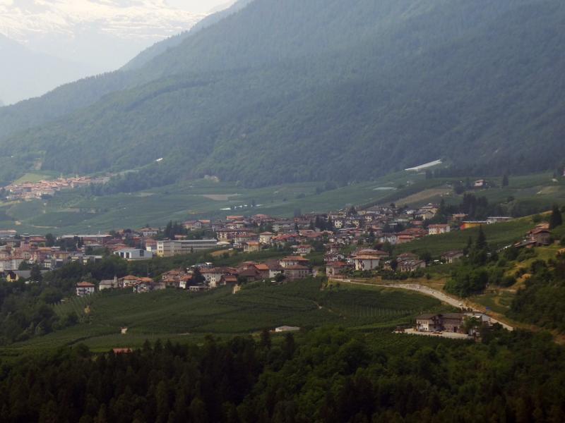 Vista di Cles, Trento (38023)