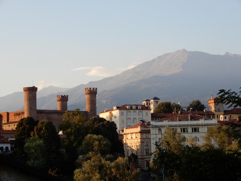 Vista di Ivrea, Torino (10015)