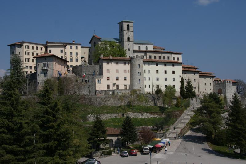 Vista di Prepotto, Udine (33040)