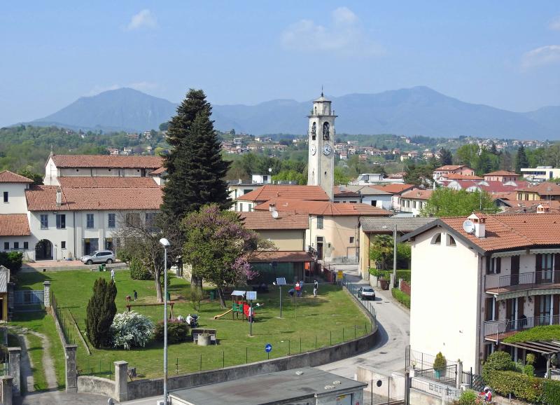 Vista di Brebbia, Varese (21020)