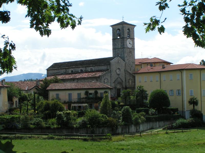 Vista di Brezzo di Bedero, Varese (21010)