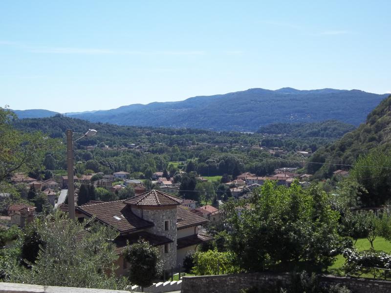 Vista di Caravate, Varese (21032)