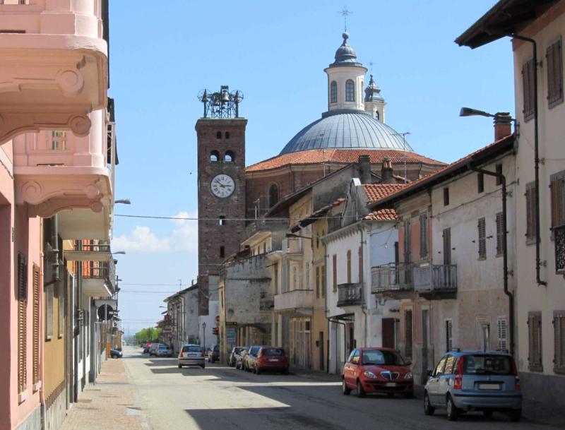 Vista di Borgo d'Ale, Vercelli (13040)