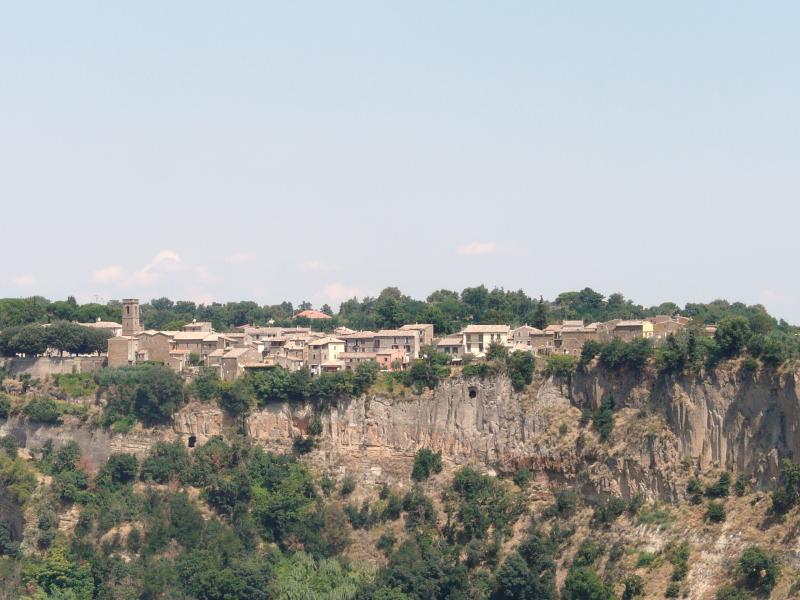 Vista di Lubriano, Viterbo (01020)