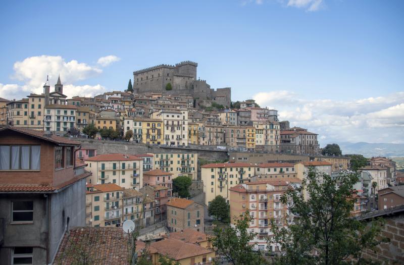 Vista di Soriano nel Cimino, Viterbo (01038)